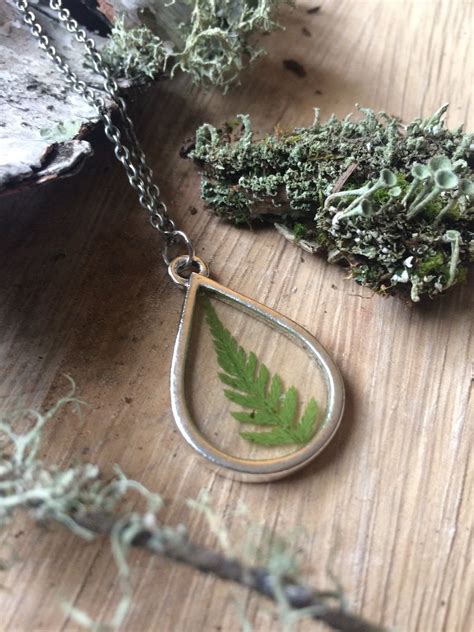 Sudify Transforms Botanicals into Bold Jewelry